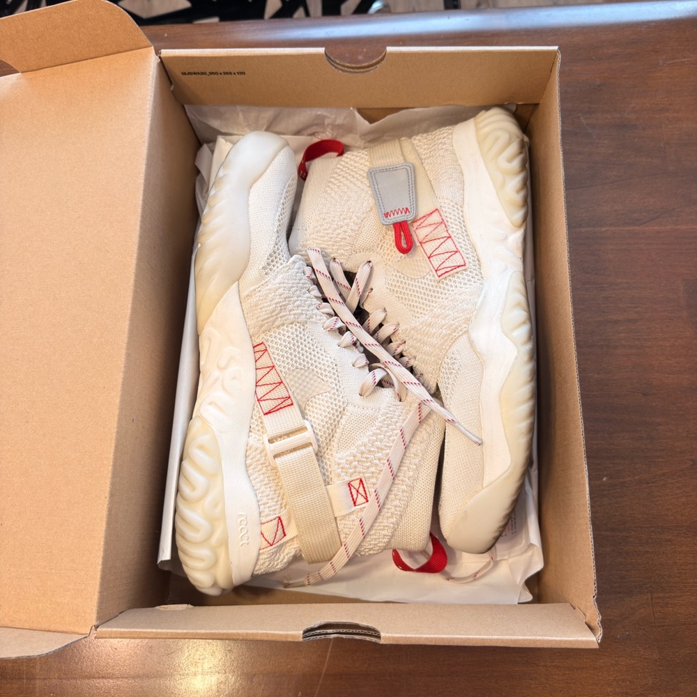 Jordan Apex-React Cream and Red Sneakers